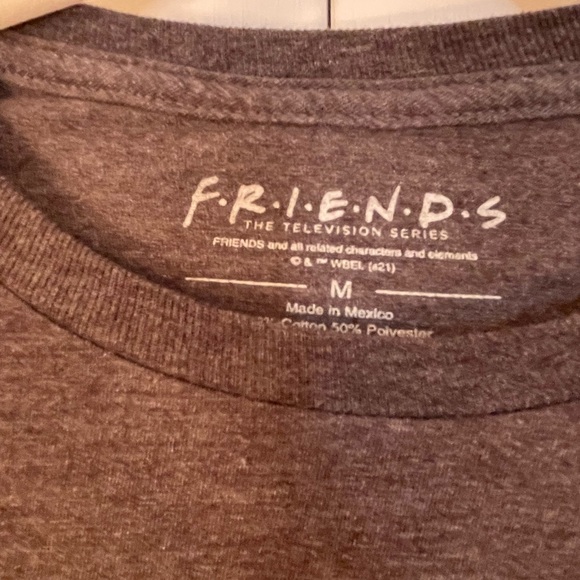Friends Central Perk Coffee Graphic Tee T-Shirt Size Medium (D-22) - Picture 4 of 5